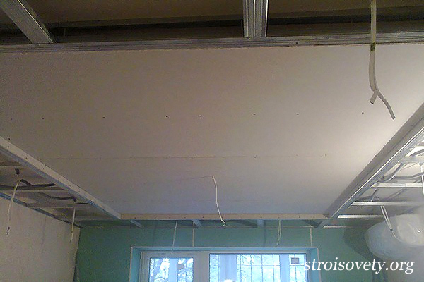 монтаж двухуровневого потолка из гипсокартона фото