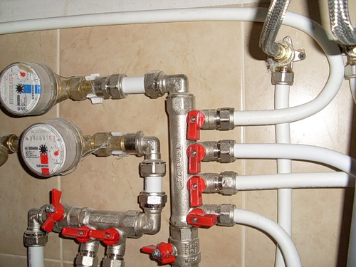 параллельная схема разводки водопровода в квартире фото