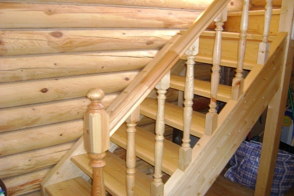 деревянная лестница своими руками фото