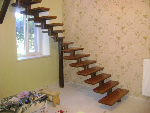 железные лестницы фото