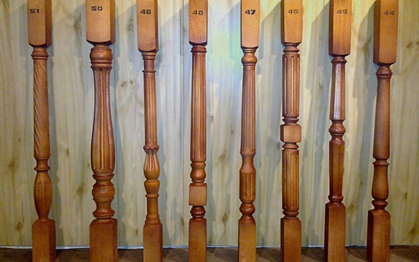 балясины для лестниц из дерева фото