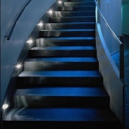 светильники встраиваемые в стену для лестниц