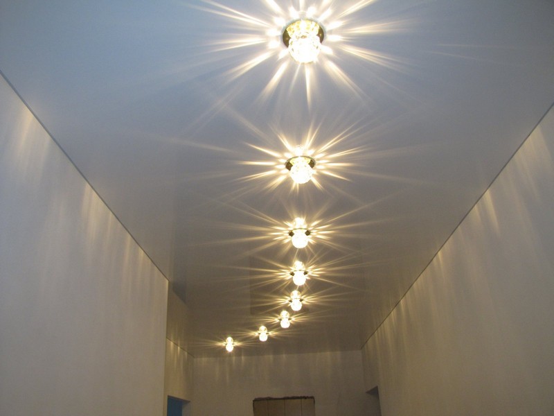 светодиодные точечные светильники для гипсокартонных потолков фото