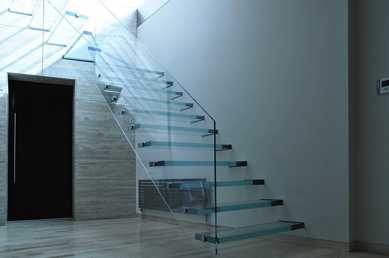 стеклянные перила для лестниц фото
